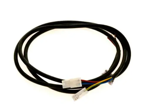BOSCH Pumpenkabel, bestehend aus mehreren Drähten mit verschiedenen Farbcodierungen und transparenten Steckverbindern, für elektrische Anschlussmöglichkeiten.